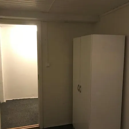 Privatunterkunft For Two In City- 1 *